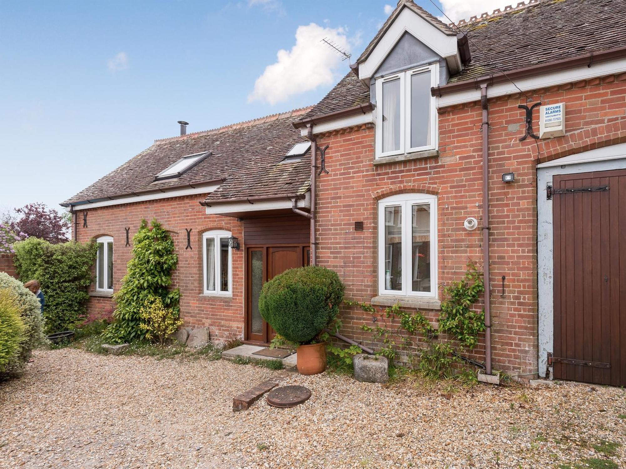 Coach House Villa Wareham Bagian luar foto